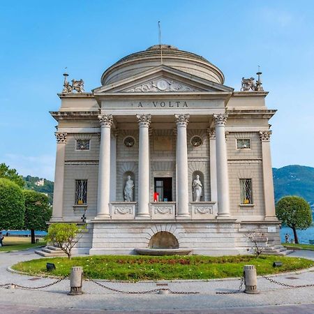 Elegant Beige Apartment - 5 Minutes From The Lake Como Ngoại thất bức ảnh